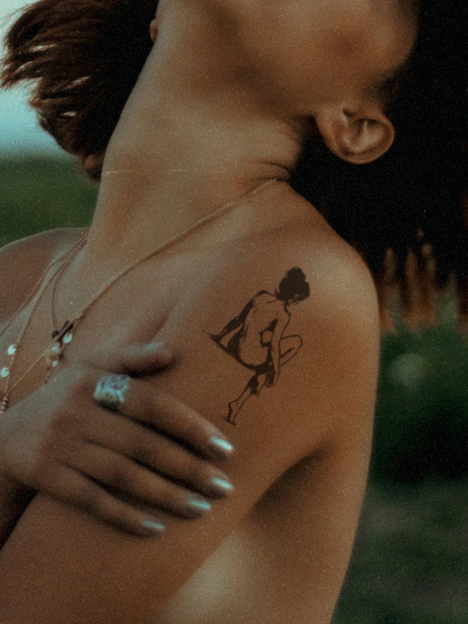 Chillin Lady temporary tattoo
