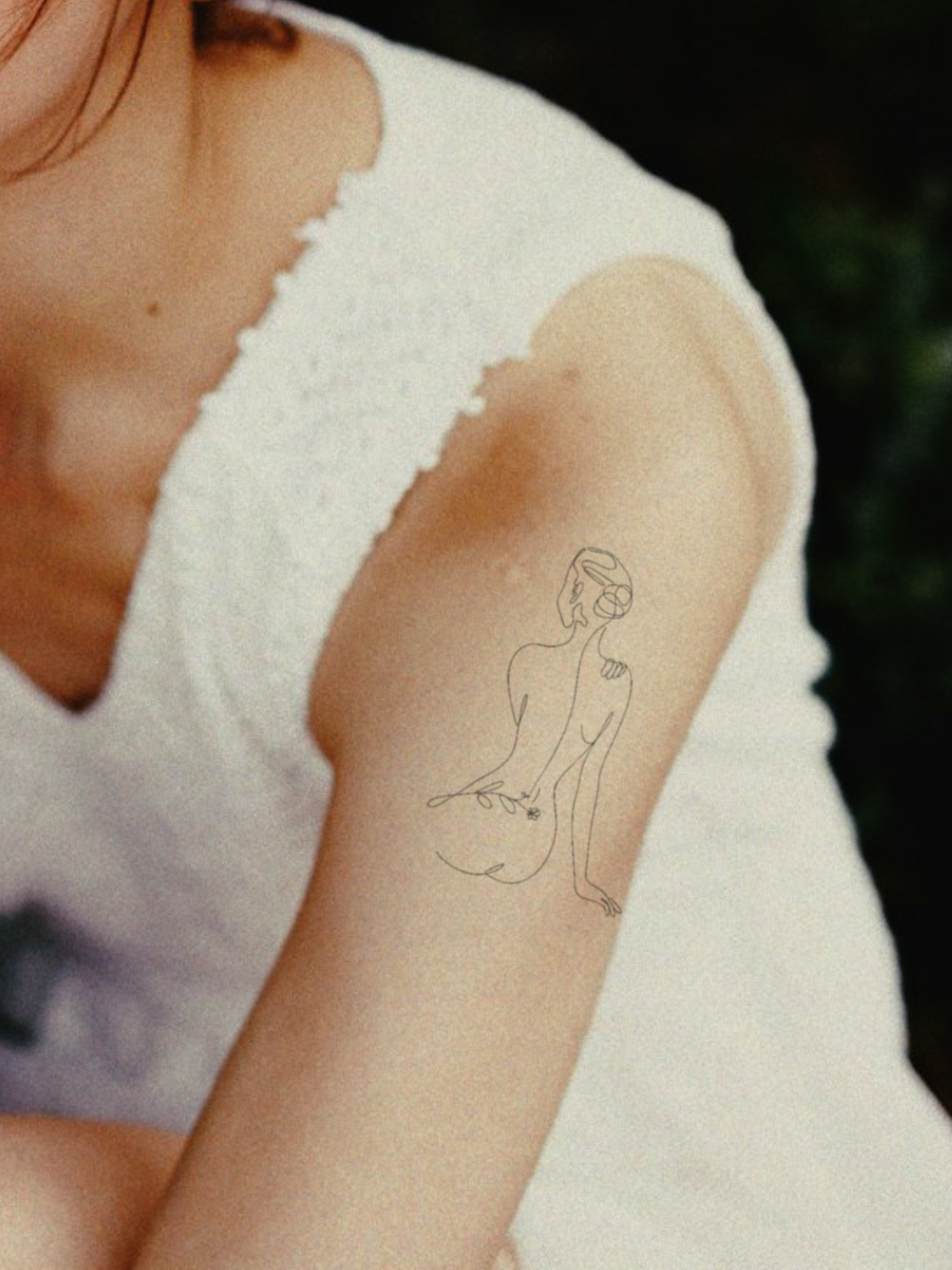 Woman Oneliner temporary tattoo