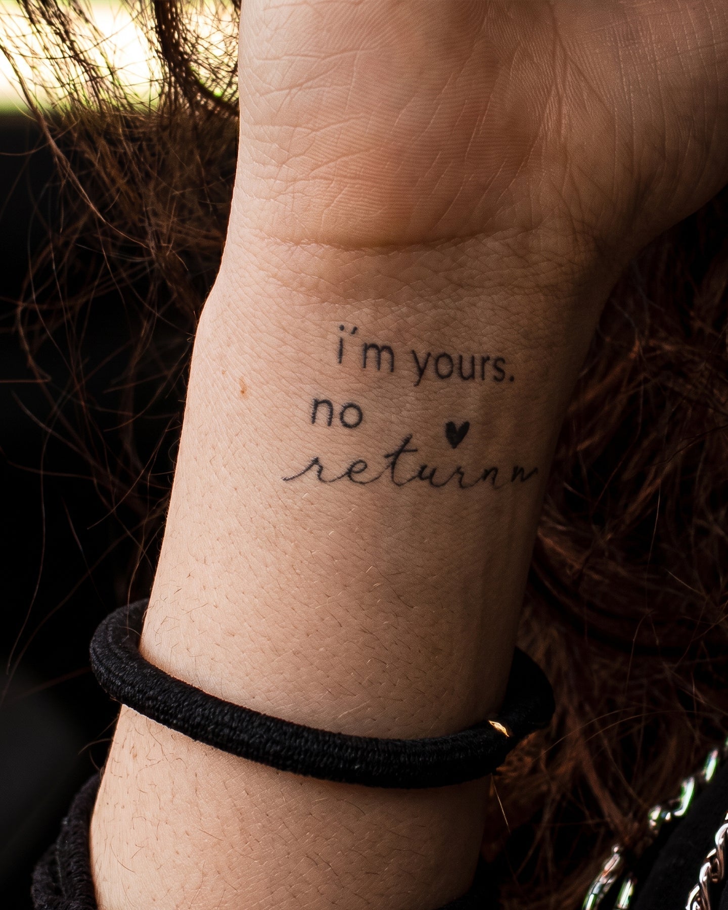 Im Yours No Returns temporary tattoo